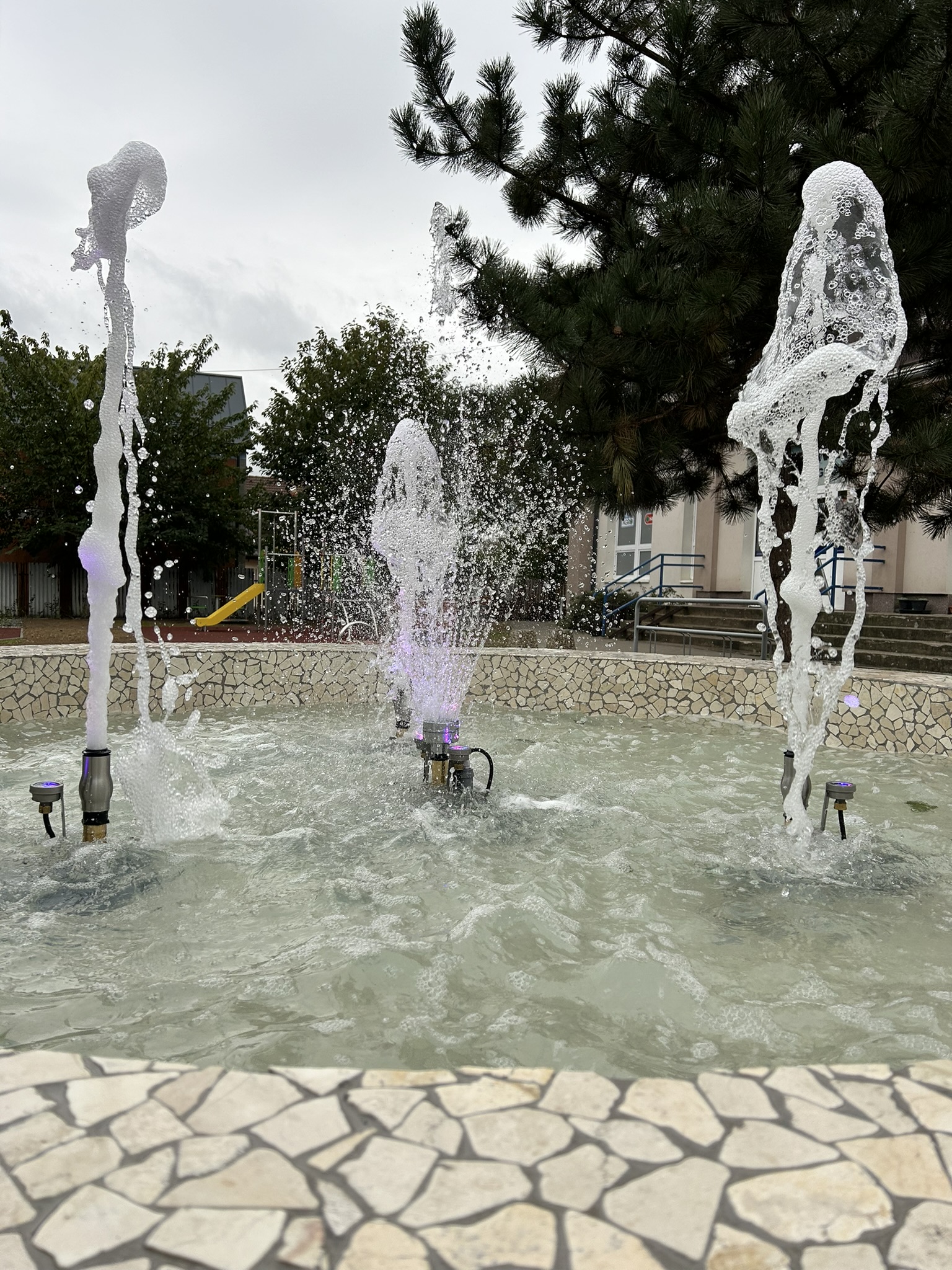 Small singing fountain — Malá Ida